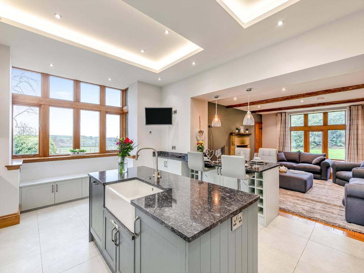 Buntingfield Farmhouse Vila Ashover Exterior foto